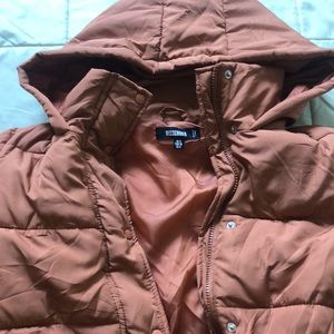 Hooded puffer jacket